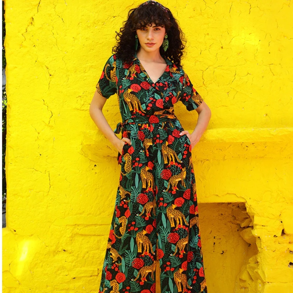 JAGUAR PARADISE BLACK ANIMAL PRINT JUMPSUIT - America & Beyond